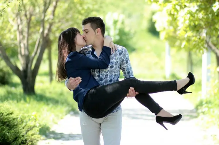 Quel site de rencontre coquin choisir ? 